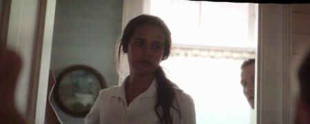 Свет в океане (2016) Свет в океане (2016)