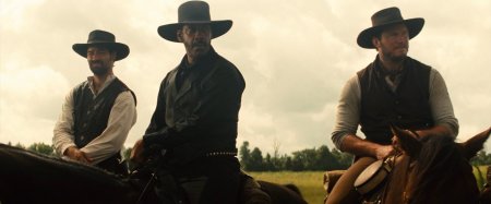 Великолепная семерка (2016)
